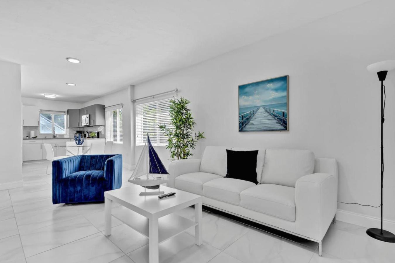 Celeste House, Perfect For Couples 1 Bedroom *