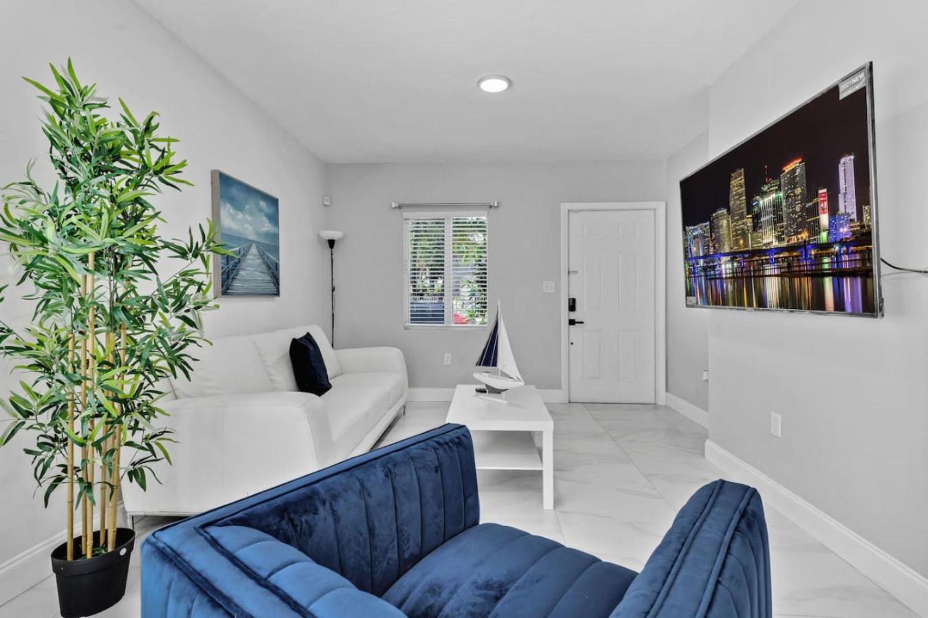 Celeste House, Perfect For Couples 1 Bedroom Apartment *