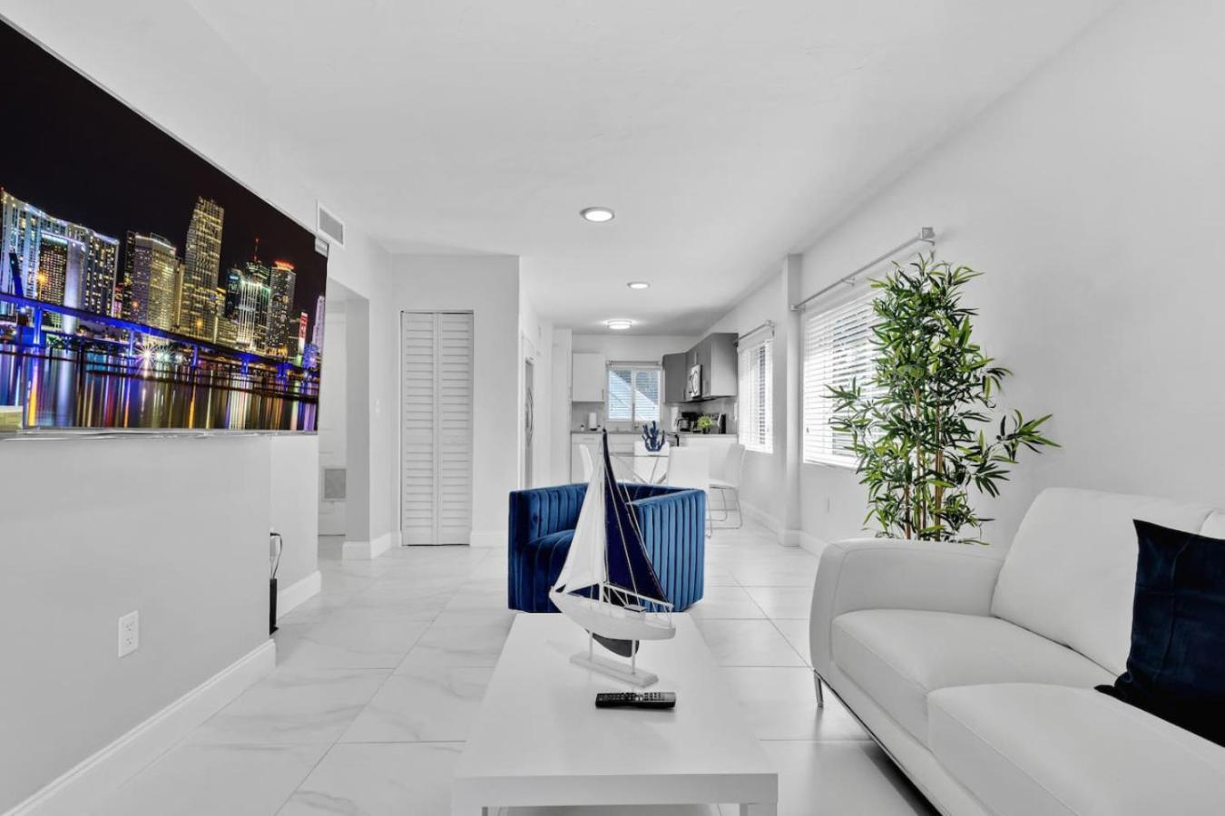 Celeste House, Perfect For Couples 1 Bedroom *